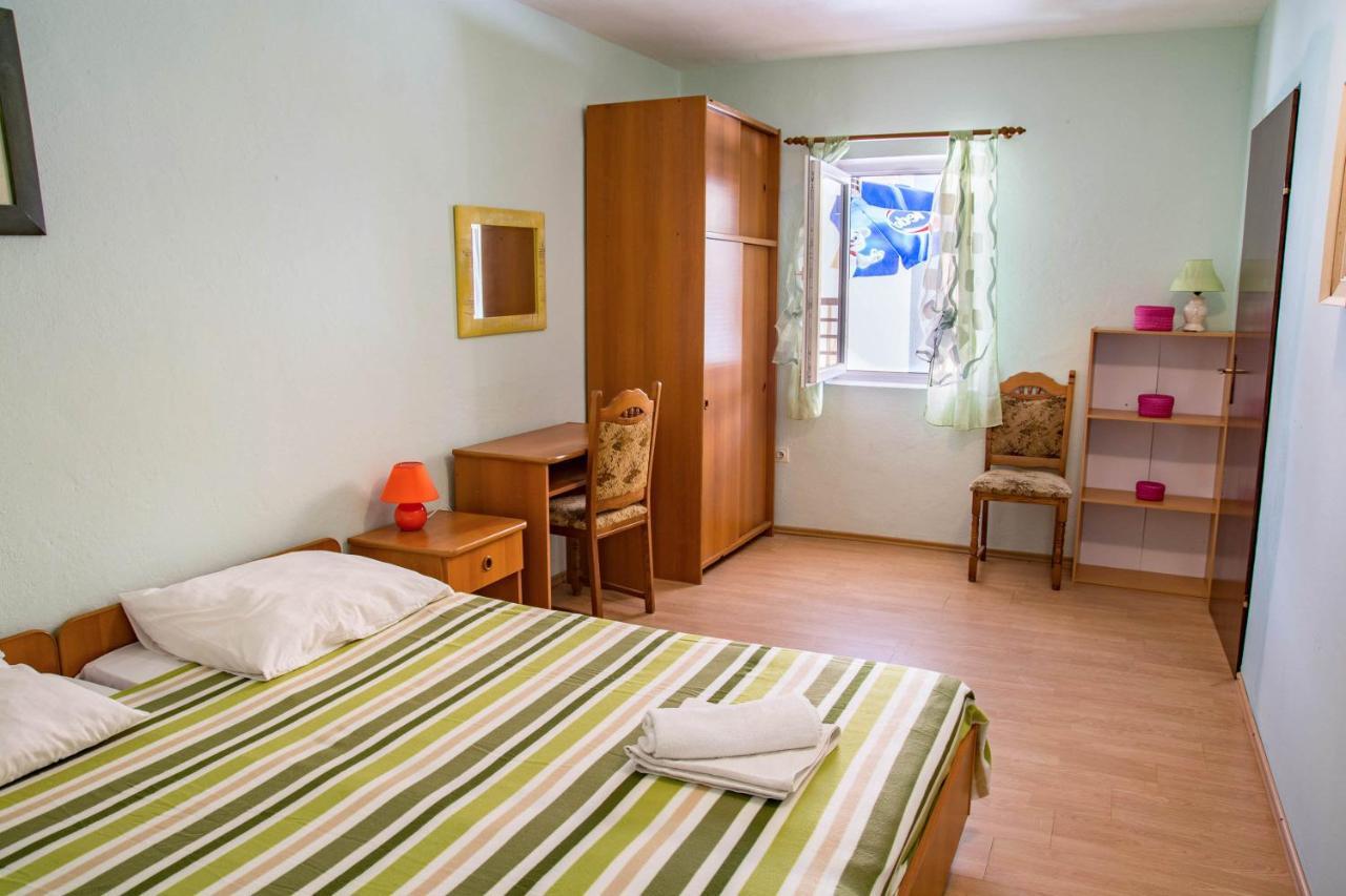 Pag Marina Rooms & Apartment Exterior foto