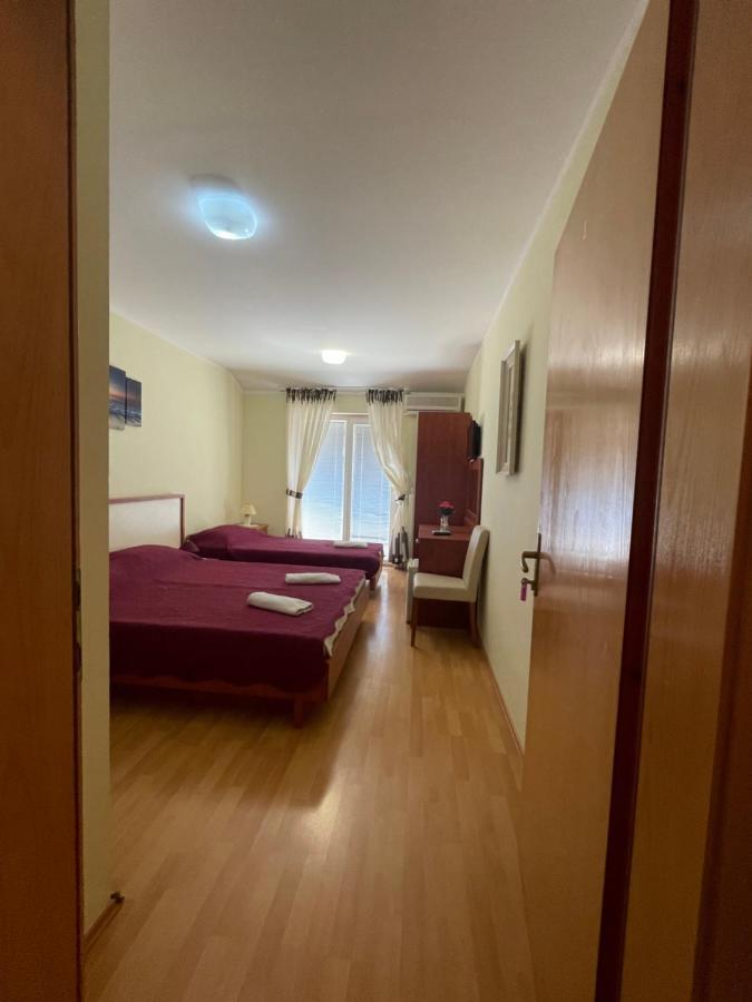 Pag Marina Rooms & Apartment Exterior foto